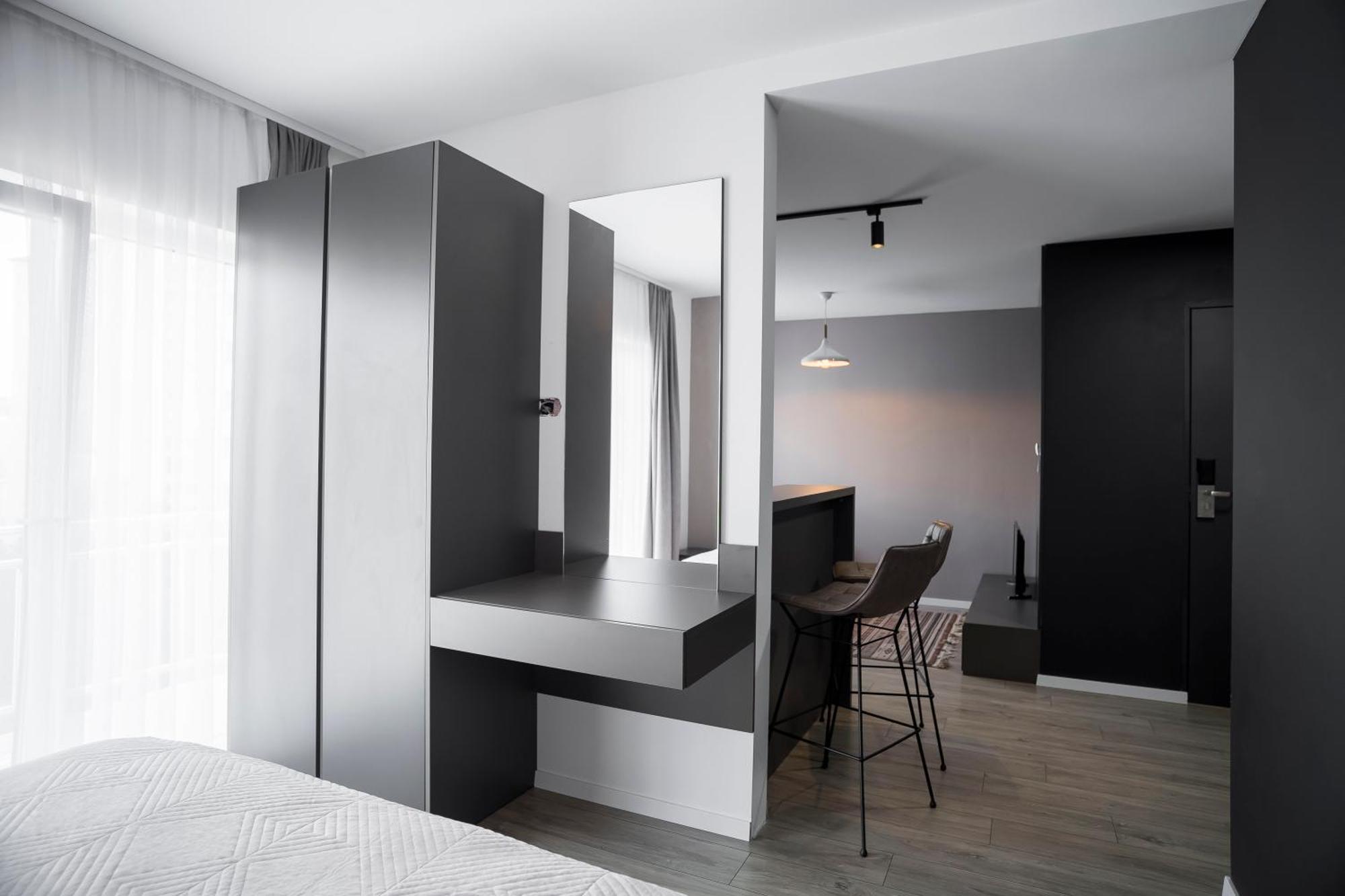Lux Apartments Prishtinë Ngoại thất bức ảnh